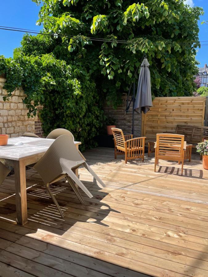 Le 102, Maison Avec Terrasse Et Parking Gare De Rouen Kültér fotó